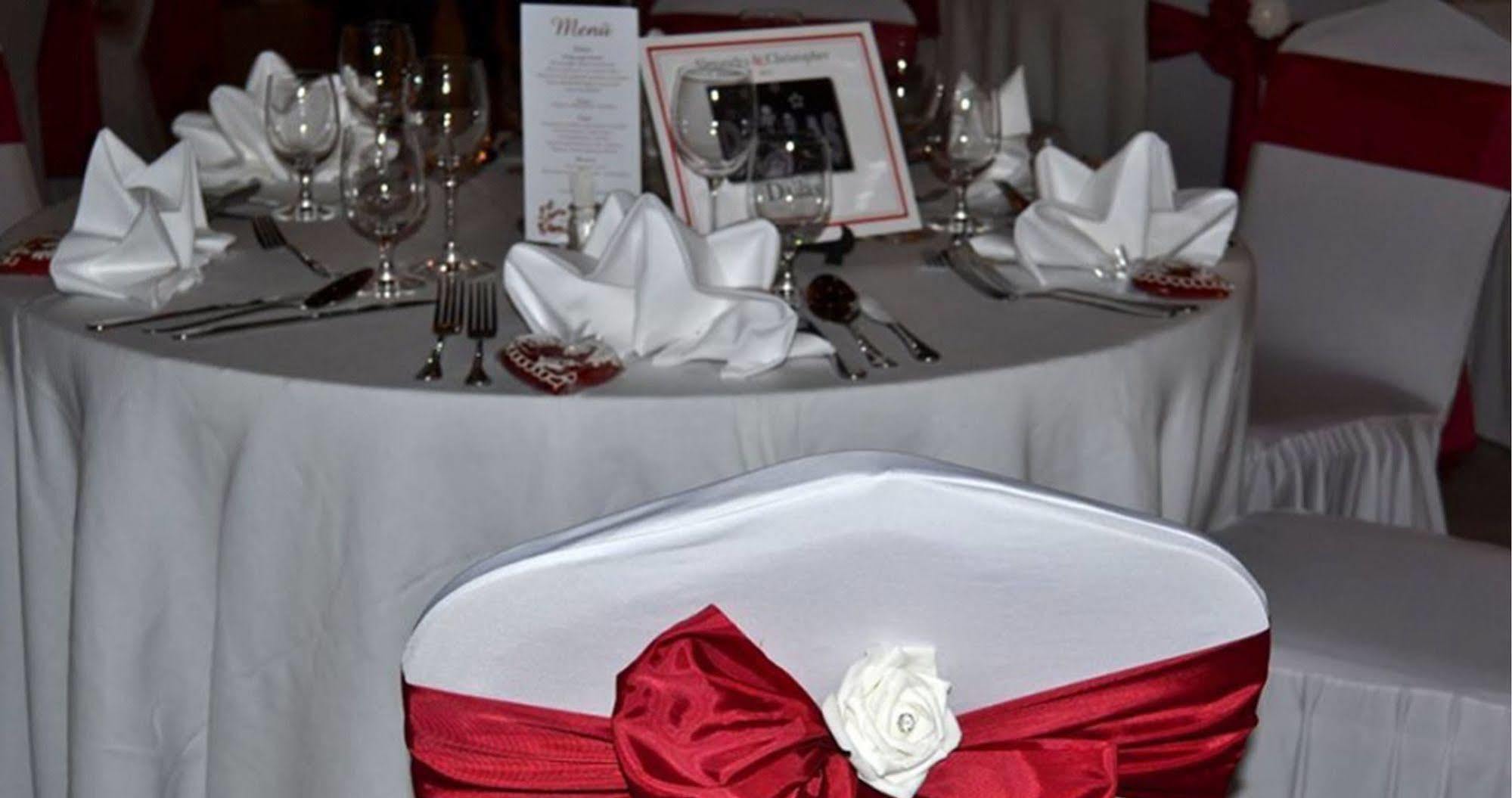 Hotel Konferencia Győr Buitenkant foto