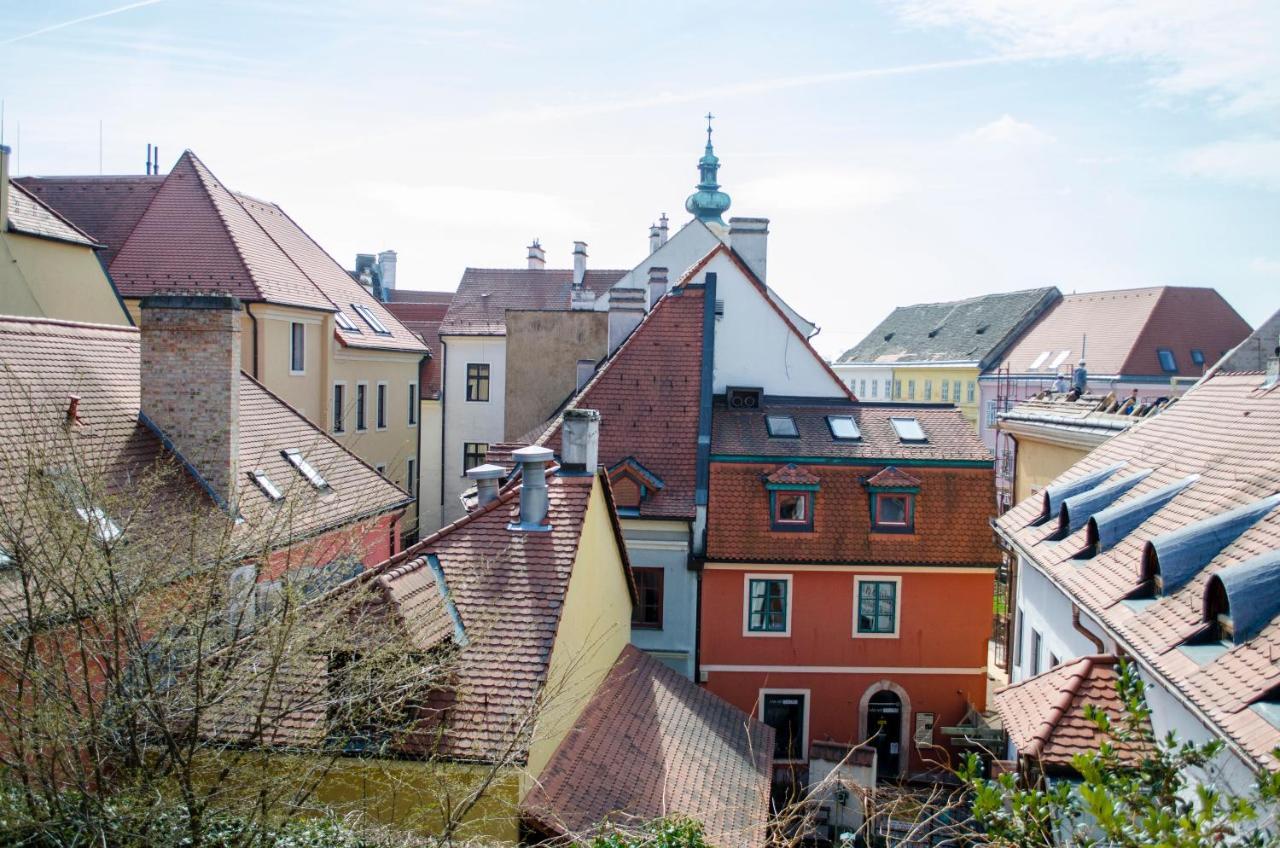 Hotel Konferencia Győr Buitenkant foto